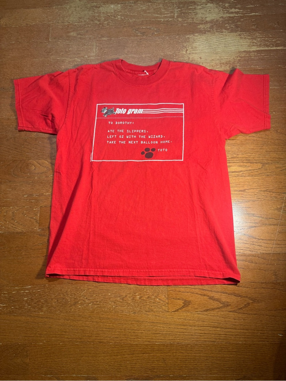 Y2K Wizard of Oz Toto Gram Graphic Tee